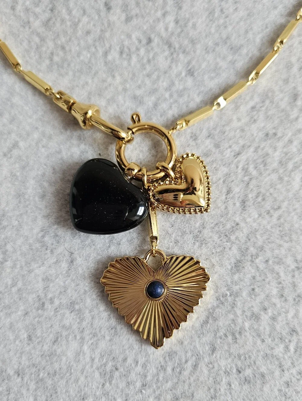 Madewell Engine Turned Lapis Heart Charm Necklace - Picture 7 of 14